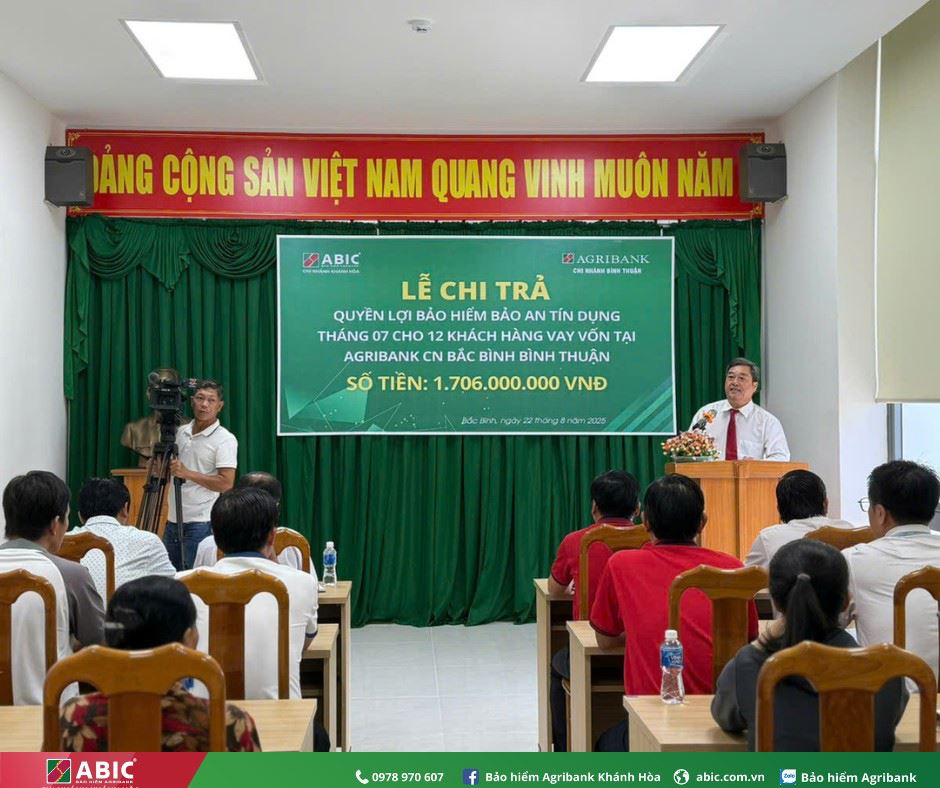 Bảo hiểm Agribank chi nhánh Khánh Hòa chi trả hơn 1,7 tỷ đồng cho khách hàng