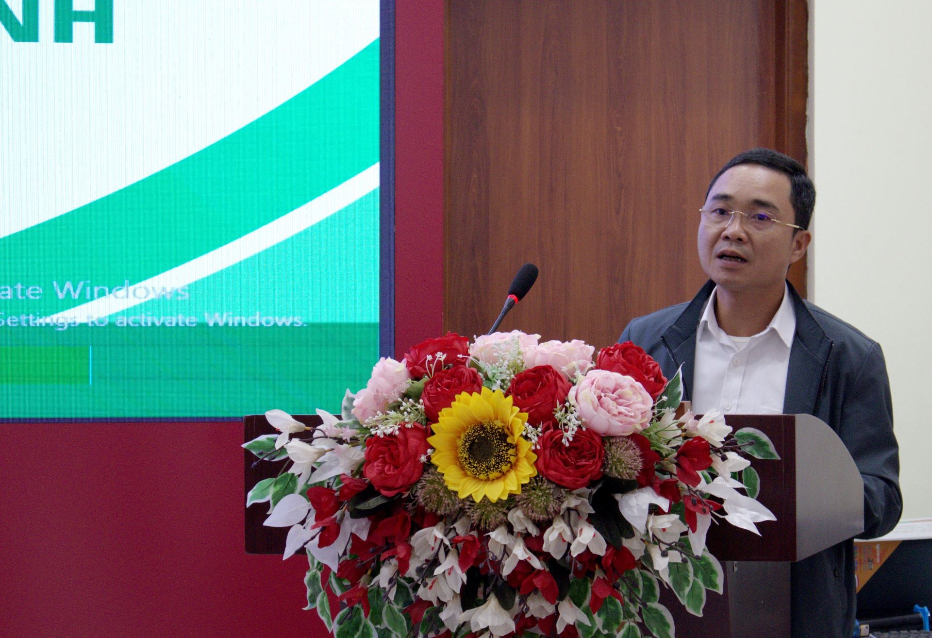 Chi trả quyền lợi bảo hiểm cho thân nhân khách hàng vay vốn tại Agribank Chi nhánh Tân Uyên Lai Châu