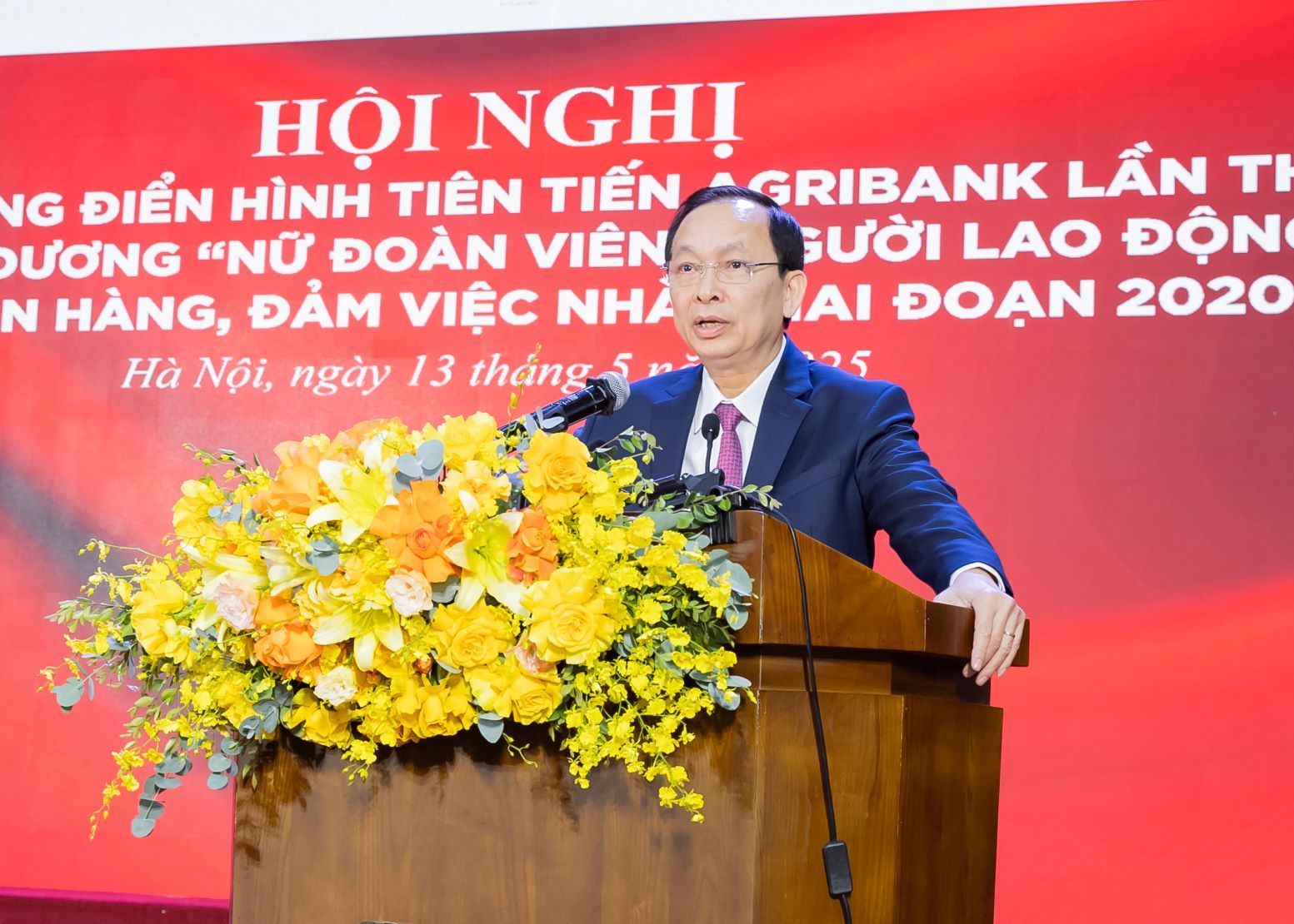 Hội nghị tuyên dương điển hình tiên tiến Agribank lần thứ VI “Nữ đoàn viên - Người lao động giỏi việc ngân hàng, đảm việc nhà” 2020-2025: Thành quả từ ý chí và khát vọng