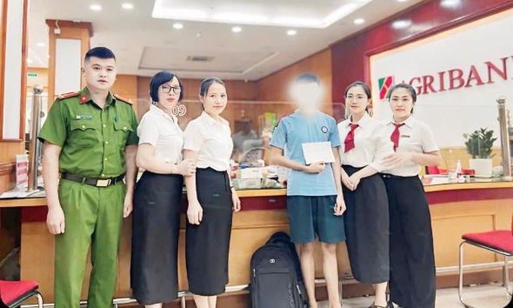 Agribank Bắc Giang ngăn chặn kịp thời vụ lừa đảo hơn 800 triệu đồng qua mạng