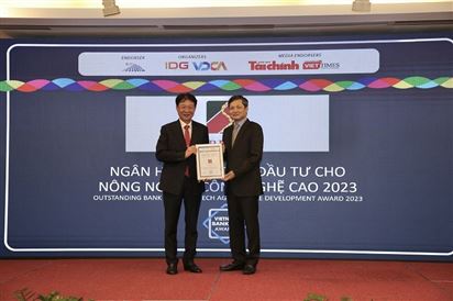 AGRIBANK ĐƯỢC VINH DANH VỚI 3 GIẢI THƯỞNG NGÂN HÀNG VIỆT NAM TIÊU BIỂU NĂM 2022