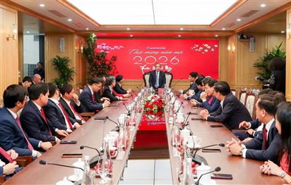 Lãnh đạo Ngân hàng Nhà nước thăm và làm việc tại Agribank ngày đầu Xuân Bính Ngọ 2026: Biểu dương đóng góp của ngân hàng trụ cột trong ổn định vĩ mô và phát triển “Tam nông”