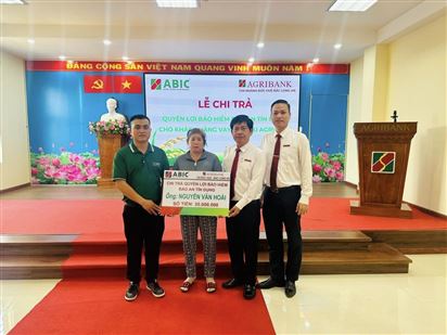 BẢO HIỂM AGRIBANK CHI NHÁNH TP HỒ CHÍ MINH CHI TRẢ QUYỀN LỢI BẢO AN TÍN DỤNG GẦN 3,9 TỶ ĐỒNG CHO KHÁCH HÀNG