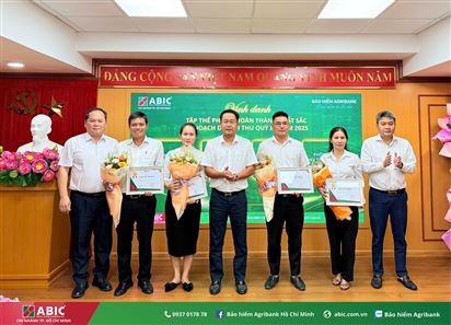 BẢO HIỂM AGRIBANK HỒ CHÍ MINH: SƠ KẾT 9 THÁNG ĐẦU NĂM, TRIỂN KHAI NHIỆM VỤ QUÝ IV/2025 VÀ CÔNG BỐ CÔNG TÁC CÁN BỘ