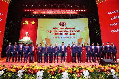 Chào mừng Đại hội đại biểu Đảng bộ Chính phủ lần thứ I, nhiệm kỳ 2025-2030: ĐẢNG BỘ AGRIBANK:  ĐỒNG HÀNH KIẾN TẠO - BẢN LĨNH TIÊN PHONG