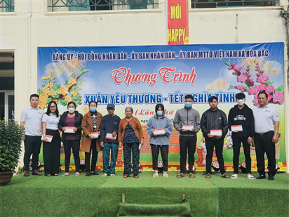 BẢO HIỂM AGRIBANK ĐÀ NẴNG ĐỒNG HÀNH CÙNG CHƯƠNG TRÌNH “XUÂN YÊU THƯƠNG – TẾT NGHĨA TÌNH”
