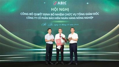 Ông Nguyễn Hồng Thái giữ chức Tổng Giám đốc Bảo hiểm Agribank