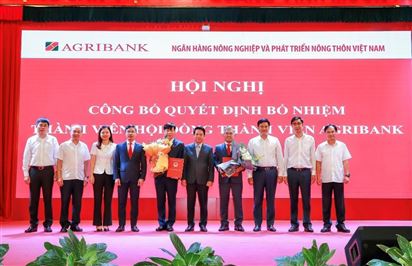 Hội nghị công bố quyết định bổ nhiệm nhân sự cấp cao Agribank