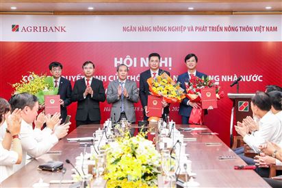 Hội nghị công bố Quyết định nhân sự cấp cao Agribank